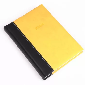   Határidőnapló Linett A/5, napi fehér lapokkal fekete-sárga Realsystem 2024.