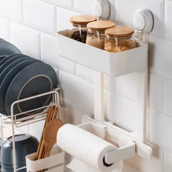 Műanyag és papír konyhai termékek